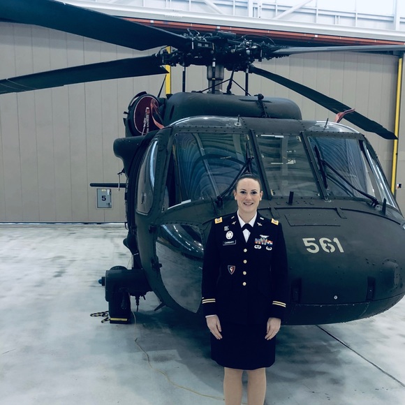 Meet your Posher, Kelly - Picture 3 of 3